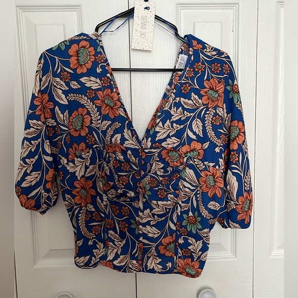SIENNA SKY Puff Sleeves Boho Floral Printed Top Sz M/L V neck Top - Picture 7 of 13